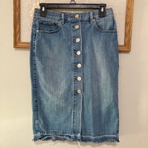 Express button front modest denim midi skirt light wash size 4